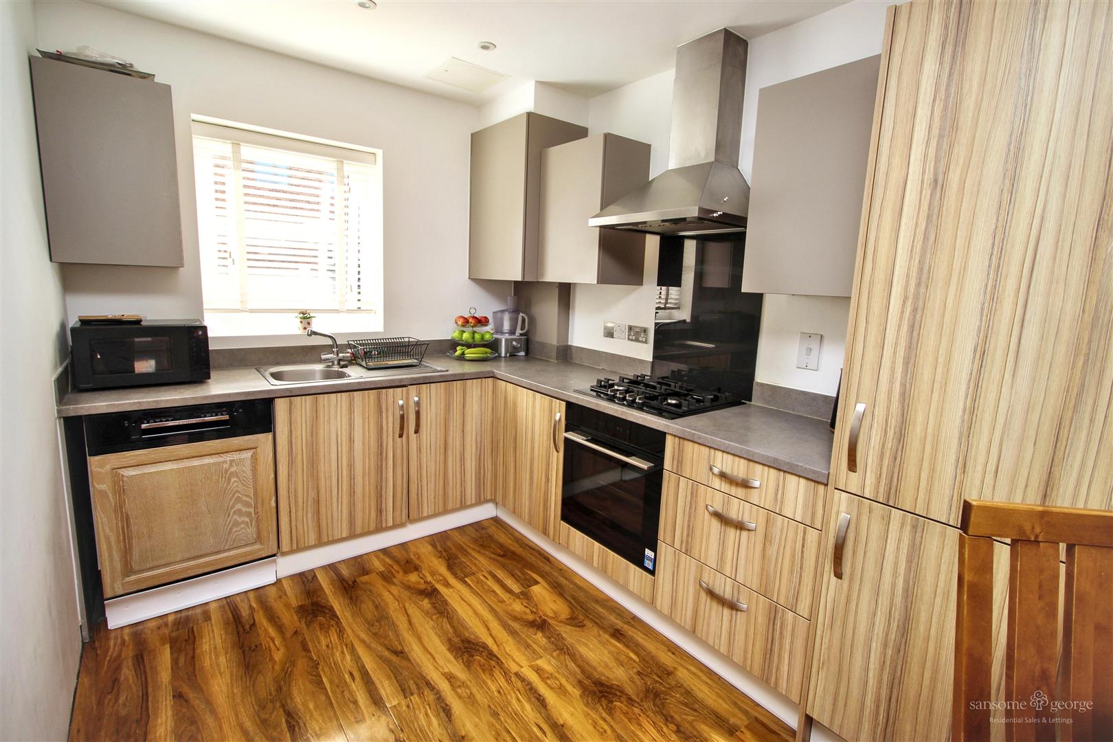 3 bed property in Leven Street, Reading